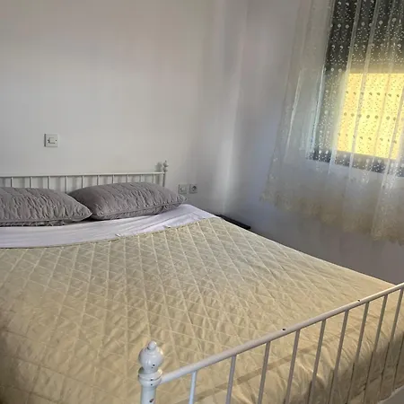 Golem Central Stay Apartamento Golem (Tirana)
